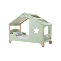 **Nederlandse technische titel:** Moderne kinderbed met huisvormig ontwerp en houten elementen